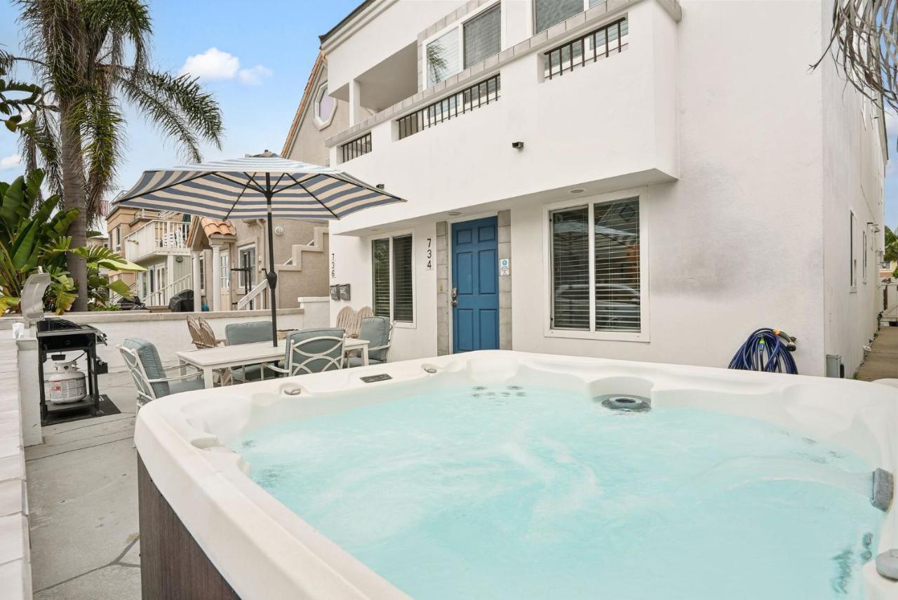 Stunning Delight With Hot Tub, Fire Pit, Parking & Walk To Beach! Casa de férias *